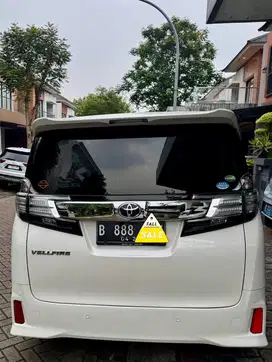 Toyota Vellfire 2.5 ZG Automatic CBU Putih 2015