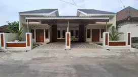 RUMAH BARU TANAH LUAS DI SELOMARTANI DEKAT KE SMP NEGERI 2 KALASAN