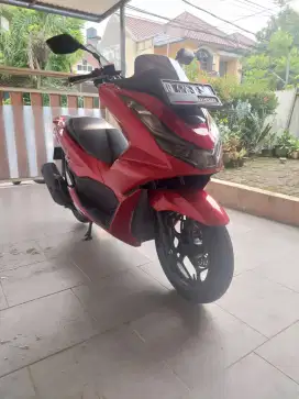 Honda PCX 160 km sgt rendah 2023