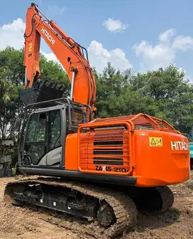 Dijual Excavator Hitachi ZX210F-5G 2014