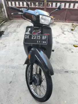 Honda Astrea Grand