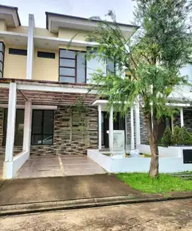 Dijual Rumah Besar & Luas di Cluster Arana - Full Teralis Pintu Kawat