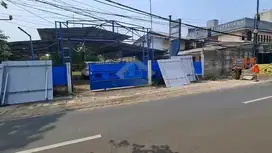 Di Sewakan Gudang di jln Raya Cilangkap Cipayung Jaktim