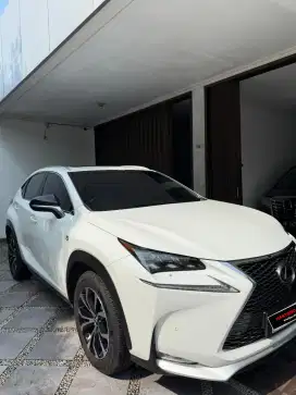 LEXUS NX200 T F SPORT PUTIH TH 2015