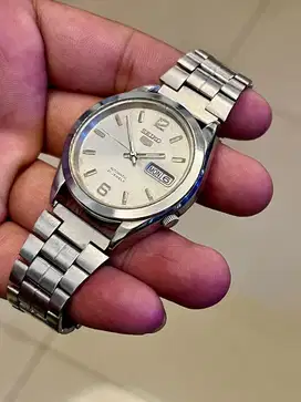 seiko 5 automatic