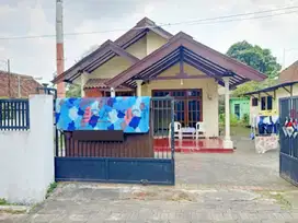 Rumah Pakis Dekat Kawasan Wisata & Bandara Potensi Sewa Tinggi!