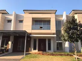 Dijual Rumah Golf Island 2 Lantai Cluster Orchestra, Jakarta Utara