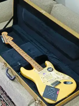 Fender Deluxe Roadhouse Stratocaster Vintage White MIM 2014