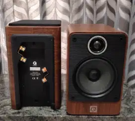 Speaker Bookshelf Q Acoustics 2020i (like new !)