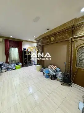 ANA RUMAH KLASIK UK 7X22M DI KOMPLEK THI JELAMBAR tb