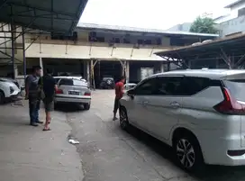 DJUAL  TANAH ( BENGKEL)  LT 1455 M KEMAYORAN  - JAKPUS
