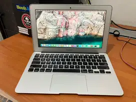 Macbook Air 11” Tahun 2015 Ex iBox