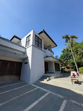 RUMAH GRAHA FAMILI HITUNG TANAH