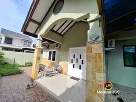 Rumah SHM Luas 313 Siap Huni  Di Grand Galaxy Bekasi dekat 3 pintu tol