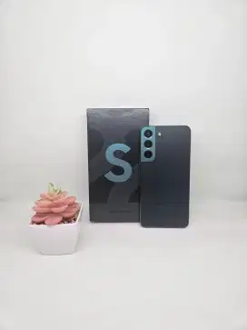Samsung s22 8/256