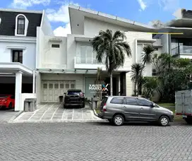 Dijual Rumah di Villa Bukit Regency Pakuwon Siap Huni