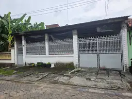 Jl Platuk Donomulyo 1  No 32 Kelurahan Sidotopo Wetan Kec Kenjeran Sby