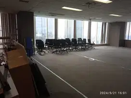 SEWA KANTOR DI JAKARTA SELATAN TB SIMATUPANG 174M²PARTISI 185K NEGO