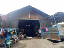 Gudang Kelurahan Banjarkemantren Kecamatan Buduran Kabupaten Sidoarjo