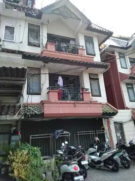 Ruko Komersil 3lt di Green Ville Maisonette Kebon Jeruk Jakarta Barat