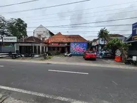 Rumah dan tempat usaha ruko pinggir jalan raya prawirotaman
