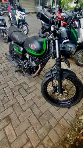 KAWASAKI W175 CAFE