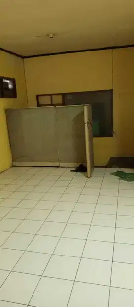 Rumah yg cocok untuk usaha lokasi terdepan di Margahayu buah batu