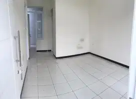 Disewakan Rumah Siap Huni di Taman Kopo Indah