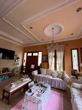 Rumah komplek kembangan baru Jakarta Barat dekat sama puri indah