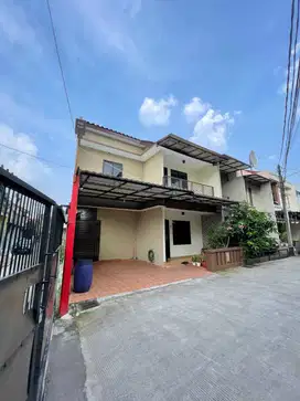 DIJUAL RUMAH BAGUS SIAP HUNI DLM CLUSTER DI GEDONG CONDET