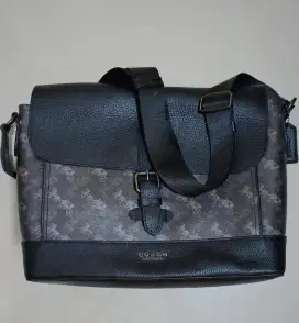 Tas kantor coach hitam