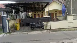 DI JUAL CEPAT RUMAH HALAMAN LUAS LENGKONG BSD TANGSEL