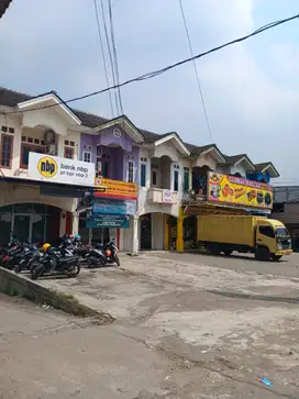 Ruko 2 Lantai Lokasi strategis Bagus