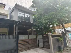 Dijual Rumah Bagus Minimalis 2 Lantai Siap Huni di Layar Permai PIK