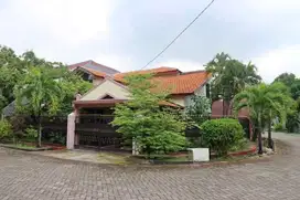 Gayung Kebonsari HOOK Siap Huni Dekat Masjid Agung