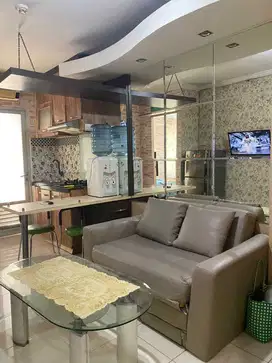 disewakan murah APARTEMEN 2 kmr gading nias emerald furnish bulanan