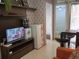 DISEWAKAN CEPAT DAN MURAH UNIT APARTMENT BASSURA 2 KAMAR FURNIS