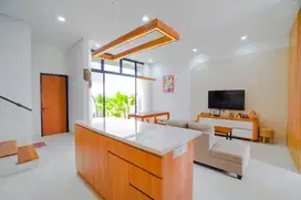 DIJUAL RMH Cantik DI Cluster Amalfi, Gading Serpong