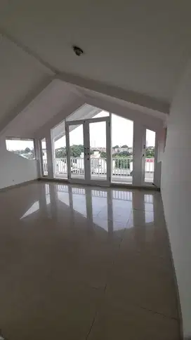 Rumah Mewah Tanah Luas di Cipete Selatan