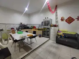 DIJUAL MURAH! Villa di Komplek Mutiara Residence Jalan RS. Haji