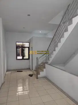 JUAL CEPAT! Ruko di Komplek MMTC Jalan Williem Iskandar/Pancing