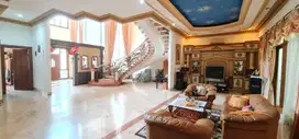 JUAL CEPAT!! Rumah Full Marmer SHM di Layar Permai PIK 1 Jakarta Utara