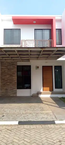 Jual rumah harga murah cluster asia ukuran 6x18 green lake city