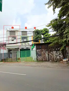 Ruko 2.5 Lantai Duri Kosambi Raya Cengkareng – 250m², Lokasi Strategis