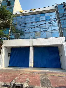 Disewa Ruko Gandeng Angkasa Raya 9x15 Jln Raya 3 Lt Cocok Buat Usaha