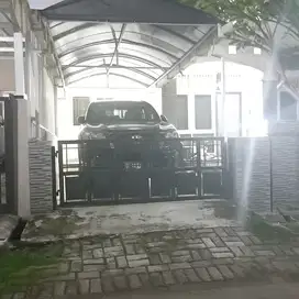 Rumah Bagus 2 Lt. Taman Sentosa Dekat Pintu Tol Dan Area Industri