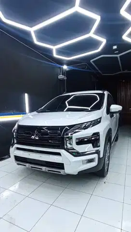 New Xpander Cross Premium CVT
