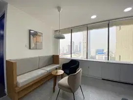 Sewa Kantor Fully Furnished 2 Pax di Menara Cakrawala dekat Sarinah