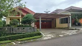 Rumah bagus dan kokoh terawat Dago resort