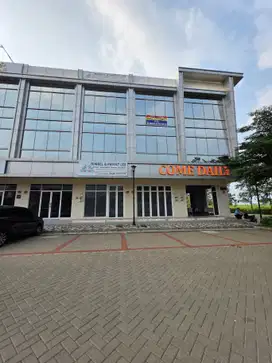 Sewa Ruko Lariviera PIK 2 Gandeng 3 Hoek Lokasi belakang Taman Doa!!